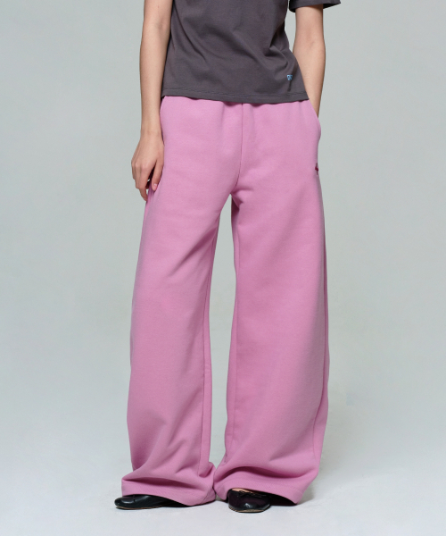 ERA(エラ)の「UNISEX ERA HEAVY SWEATPANTS - RED BEAN(スウェットパンツ・レディース・レッド・LARGE/MEDIUM/SMALL)」の5枚目の写真