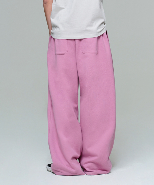 ERA(エラ)の「UNISEX ERA HEAVY SWEATPANTS - RED BEAN(スウェットパンツ・レディース・レッド・LARGE/MEDIUM/SMALL)」の2枚目の写真