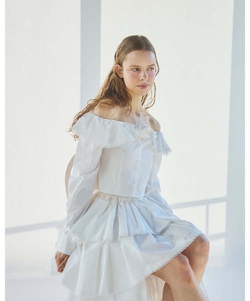 lilLilly(リルリリー)の「ローズオフショルブラウス(シャツ/ブラウス・レディース・ホワイト/ドット・FREE)」の6枚目の写真