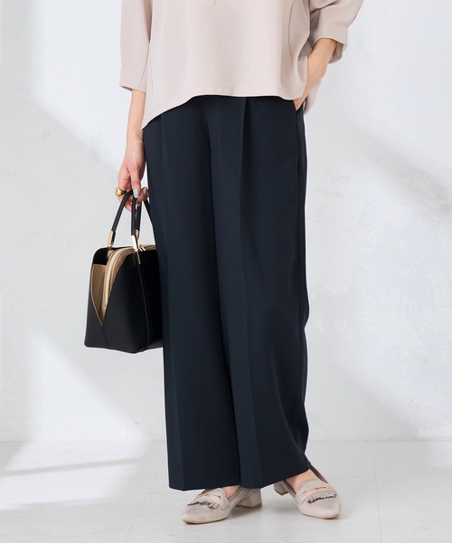 a.v.v（アーヴェヴェ）の「［支持率NO.1/接触冷感/速乾/UVカット/イージーケア］スッキリ見えワイドパンツ（スラックス・レディース・ネイビー/ライトピンク/ブラック/グレイッシュベージュ・MEDIUM/SMALL/LARGE/X-SMALL/X-LARGE）」の15枚目の写真