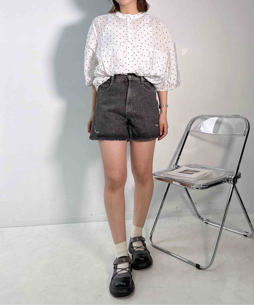 AS KNOW AS plus(アズノゥアズプラス)の「〇フリンジ加工デニムショートパンツ(デニムパンツ・レディース・ブラック系/ブルー系/サックスブルー系・FREE)」の8枚目の写真