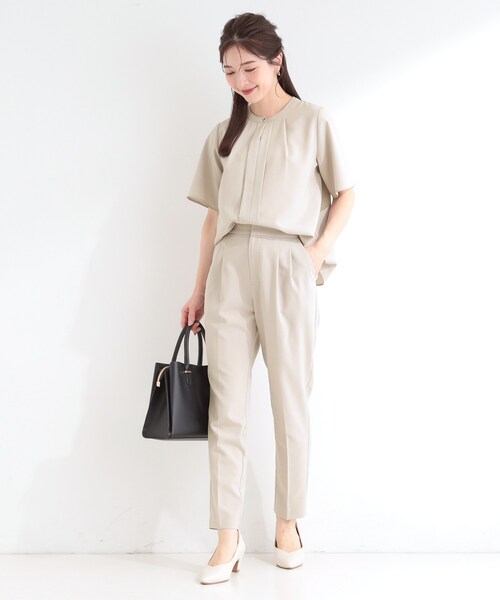 SHOO・LA・RUE(シューラルー)の「【吸水速乾/セットアップ可】洗濯後しわになりにくい タックブラウス(シャツ/ブラウス・レディース・ネイビー/グレー/ナチュラル・01/02/03/04)」の16枚目の写真