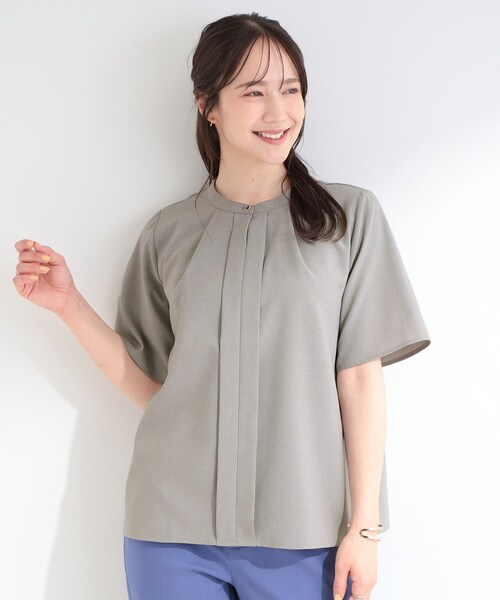 SHOO・LA・RUE(シューラルー)の「【吸水速乾/セットアップ可】洗濯後しわになりにくい タックブラウス(シャツ/ブラウス・レディース・ネイビー/グレー/ナチュラル・01/02/03/04)」の19枚目の写真