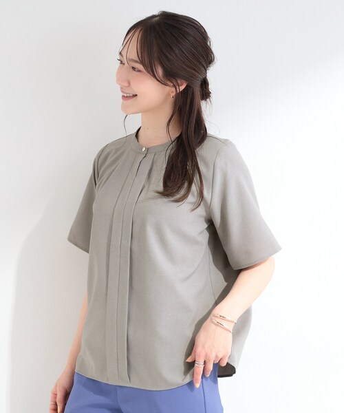 SHOO・LA・RUE(シューラルー)の「【吸水速乾/セットアップ可】洗濯後しわになりにくい タックブラウス(シャツ/ブラウス・レディース・ネイビー/グレー/ナチュラル・01/02/03/04)」の20枚目の写真