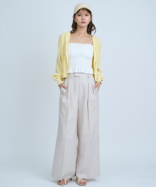 AND COUTURE(アンドクチュール)の「シアーワイドパンツ(その他パンツ・レディース・ベージュ/ネイビー/サックスブルー・SMALL/MEDIUM)」の4枚目の写真