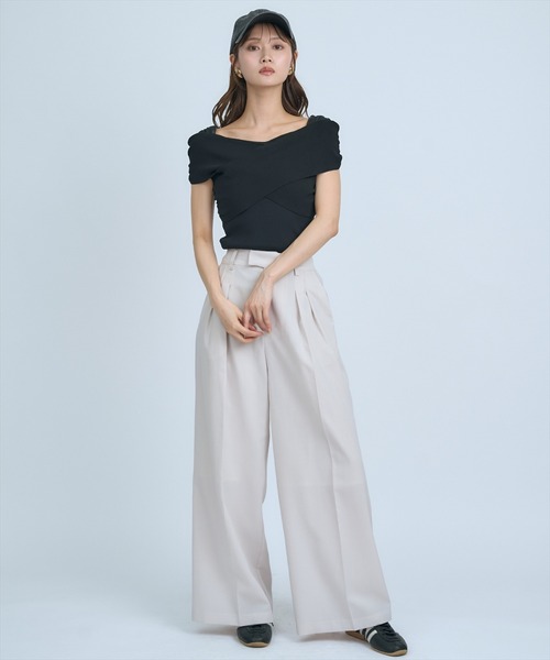 AND COUTURE(アンドクチュール)の「シアーワイドパンツ(その他パンツ・レディース・ベージュ/ネイビー/サックスブルー・SMALL/MEDIUM)」の5枚目の写真
