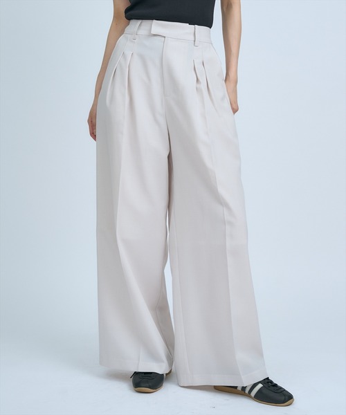 AND COUTURE(アンドクチュール)の「シアーワイドパンツ(その他パンツ・レディース・ベージュ/ネイビー/サックスブルー・SMALL/MEDIUM)」の14枚目の写真