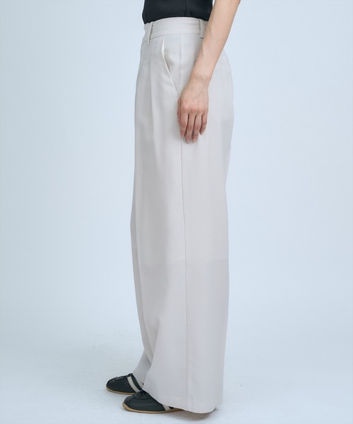 AND COUTURE(アンドクチュール)の「シアーワイドパンツ(その他パンツ・レディース・ベージュ/ネイビー/サックスブルー・SMALL/MEDIUM)」の15枚目の写真