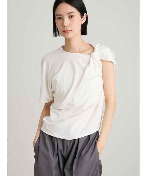 MIESROHE(ミースロエ)の「【洗える・持続冷感】【ICEDFABRIC+R】ツイストプルオーバー(Tシャツ/カットソー・レディース・ダークグレー/ライム/ホワイト・F)」の5枚目の写真