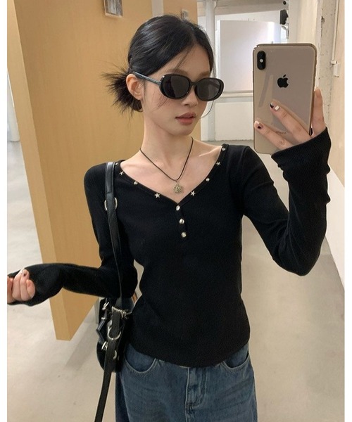 inst.ALL(インストール)の「スタースタッズワイドヘンリー風トップス(Tシャツ/カットソー・レディース・ブラック・M)」の21枚目の写真