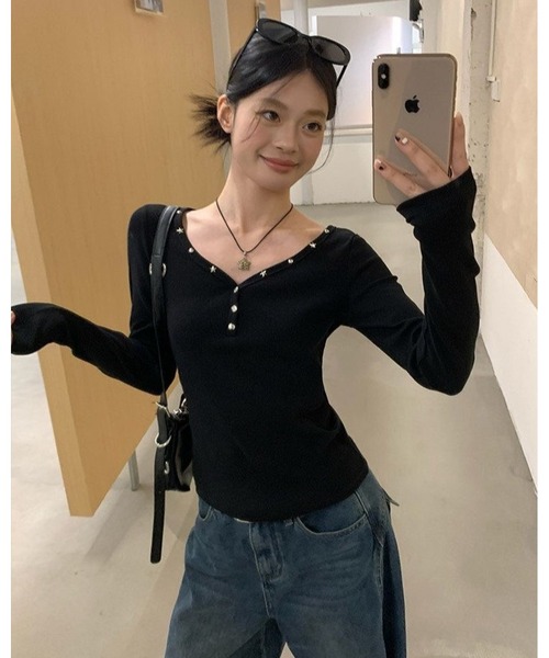 inst.ALL(インストール)の「スタースタッズワイドヘンリー風トップス(Tシャツ/カットソー・レディース・ブラック・M)」の22枚目の写真