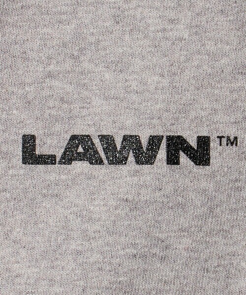 UNITED ARROWS & SONS（ユナイテッドアローズアンドサンズ）の「＜LAWN＞ L LOGO TEE ②/Tシャツ（Tシャツ/カットソー・メンズ・ホワイト/グレー系/ブラック・M/L）」の7枚目の写真