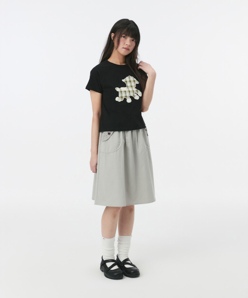 OHESHIO（オヘシオ）の「FLORAL POCKET BANDING MIDI SKIRT, KHAKI GRAY（スカート・レディース・その他・FREE）」の2枚目の写真