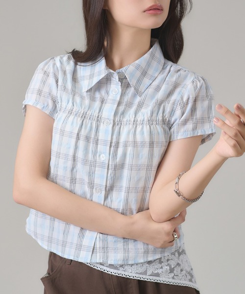 apres jour mignon(アプレジュールミニョン)の「シャーリングシャツ(シャツ/ブラウス・レディース・ブルー/ブラウン系その他/アイボリー/ピンク・LARGE/フリー)」の3枚目の写真