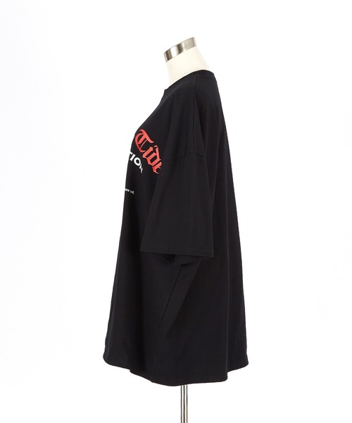 a.p.o.v.(エーピーオービー)の「a.p.o.v. ゴシックロゴプリントスーパーオーバーサイズコットンTシャツ(Tシャツ/カットソー・メンズ・ホワイト/ブラック・ONESIZE)」の10枚目の写真