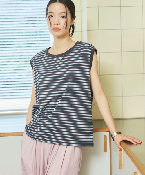 Doux archives（ドゥアルシーヴ）の「マルチボーダータンクトップ（Tシャツ/カットソー・レディース・アイボリー/ブラウン/ブラック・FREE）」の3枚目の写真