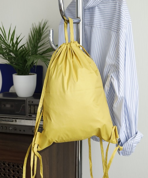 392 plusm(サンキューニプリュスエム)の「392plusm 392PLUSM PU KNAPSACK ムジ サンキューニプリュスエム PU ナップサック(バックパック/リュック・メンズ・レッド/ブルー/イエロー・ONE)」の4枚目の写真