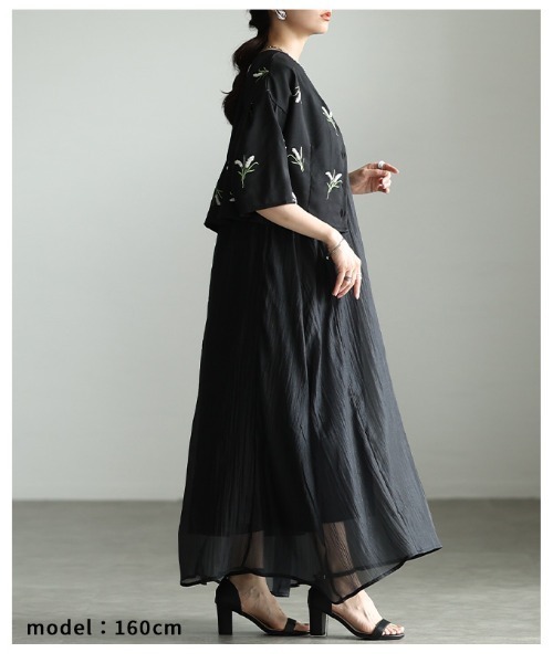 Sawa a la mode(サワアラモード)の「花柄刺繍ノーカラーシャツジャケット(ノーカラージャケット・レディース・ブラック・FREE)」の20枚目の写真