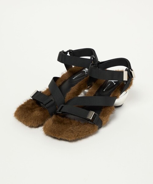 SY UNITED ARROWS(シーユナイテッドアローズ)の「<SY>メタルヒール フェイクファー サンダル50↑(サンダル・レディース・ブラック/ブラウン/ダークグレー・22cm/22.5cm/23cm/23.5cm/24cm/24.5cm/25cm)」の4枚目の写真