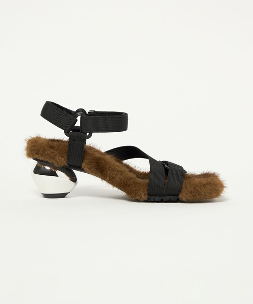 SY UNITED ARROWS(シーユナイテッドアローズ)の「<SY>メタルヒール フェイクファー サンダル50↑(サンダル・レディース・ブラック/ブラウン/ダークグレー・22cm/22.5cm/23cm/23.5cm/24cm/24.5cm/25cm)」の6枚目の写真