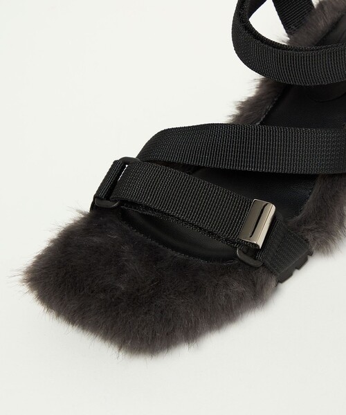 SY UNITED ARROWS(シーユナイテッドアローズ)の「<SY>メタルヒール フェイクファー サンダル50↑(サンダル・レディース・ブラック/ブラウン/ダークグレー・22cm/22.5cm/23cm/23.5cm/24cm/24.5cm/25cm)」の16枚目の写真