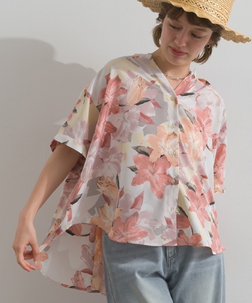 le colis（ルコリ）の「花 プリント シャーリング ポンチョ 5分袖 シャツ（シャツ/ブラウス・レディース・ブルー系その他/レッド系その他/ベージュ系その他/ブラック系その他・FREE）」の21枚目の写真