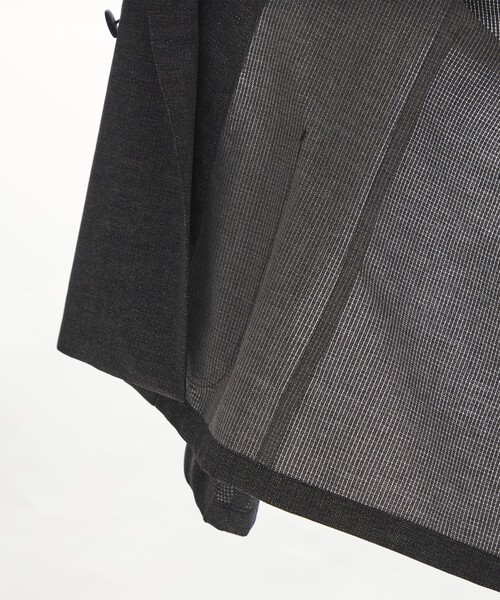 UNITED ARROWS(ユナイテッドアローズ)の「COOL DOTS プリント ダブル 4ボタン テーラードジャケット UA COZY ウォッシャブル 2WAYストレッチ(テーラードジャケット・メンズ・ダークグレー・XXL/XL/S/L/M)」の6枚目の写真