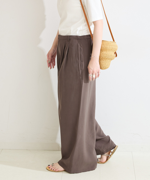 B.C STOCK(ベーセーストック)の「《2点セット》手洗い可 / インナー付きフィブリルライクストレートパンツ(スラックス・レディース・ブラックミックス/ブラウン・FREE)」の15枚目の写真