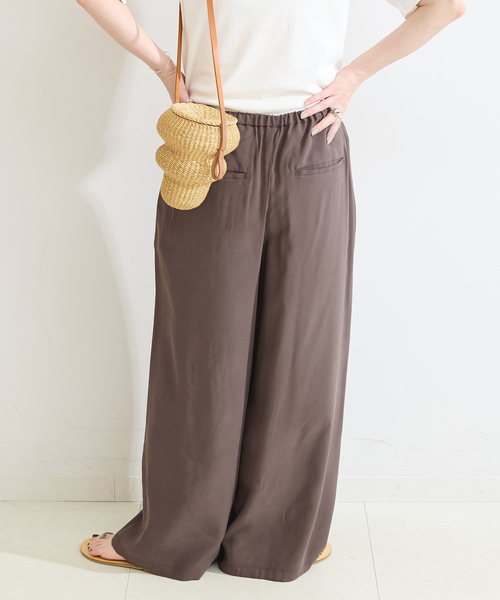 B.C STOCK(ベーセーストック)の「《2点セット》手洗い可 / インナー付きフィブリルライクストレートパンツ(スラックス・レディース・ブラックミックス/ブラウン・FREE)」の16枚目の写真