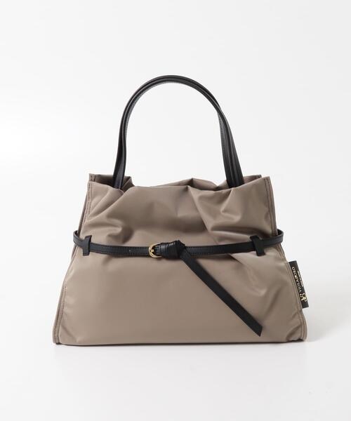 URBAN RESEARCH ROSSO WOMEN(アーバンリサーチ ロッソ)の「VIOLAd’ORO ナイロンドロストトートM(トートバッグ・レディース・ベージュ/ブラック・MEDIUM)」の9枚目の写真