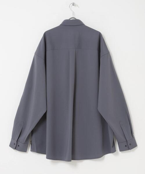 EKAL(エカル)の「『UVカット/静電気防止/イージーケア』SMOOTH WOOLYLIKE LONG-SLEEVE SHIRTS(シャツ/ブラウス・メンズ・チャコールグレー/ブラック/ブラウン・MEDIUM/LARGE)」の9枚目の写真