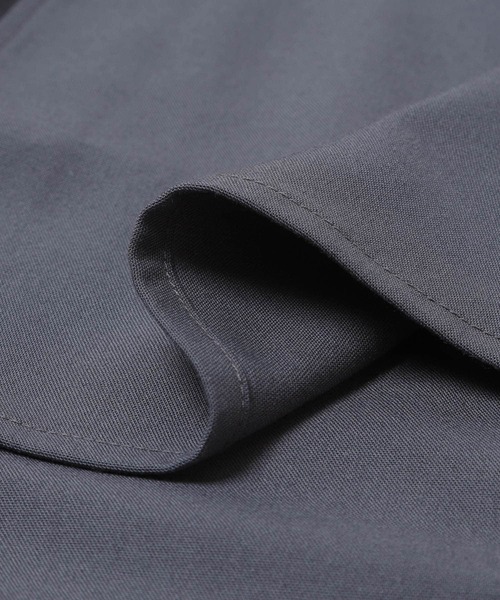 EKAL(エカル)の「『UVカット/静電気防止/イージーケア』SMOOTH WOOLYLIKE LONG-SLEEVE SHIRTS(シャツ/ブラウス・メンズ・チャコールグレー/ブラック/ブラウン・MEDIUM/LARGE)」の10枚目の写真