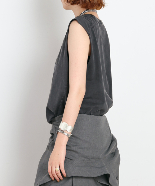 AP STUDIO(エーピーストゥディオ)の「Eagle sleeveless TEE(Tシャツ/カットソー・レディース・アイボリー/ベージュ/スミクロ・FREE)」の19枚目の写真