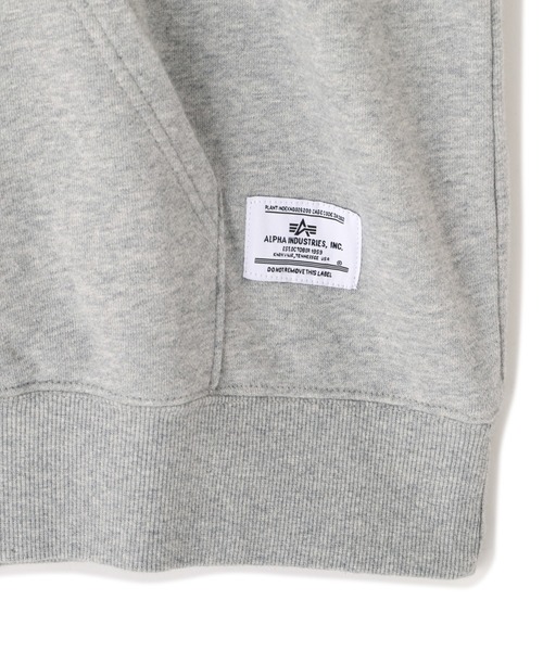 Alpha Industries(アルファインダストリーズ)の「【日本限定】Alpha Industries/アルファ インダストリーズ/ALPHA RED RIBBON HOODIE/アルファ レッド リボン フーディー(パーカー・メンズ・ブラック/ネイビー/グレー/オリーブ/オートミール・S/M/L/2XL/XL)」の9枚目の写真