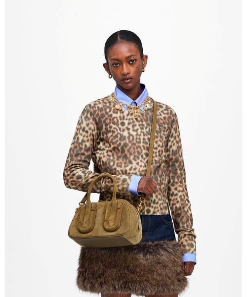 MARC JACOBS（マークジェイコブス）の「SUEDE BABE BAULETTO/スエード ベイブ バウレット（ショルダーバッグ・レディース・ベージュ系その他・ONE SIZE）」の8枚目の写真
