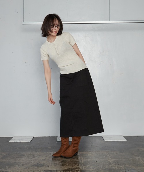 OFROOM(オフルーム)の「【2026秋冬新作】Rib Henley Knit Top|リブヘンリーニットトップ(ニット/セーター・レディース・ブラック/ブラウン/アイボリー・FREE)」の6枚目の写真