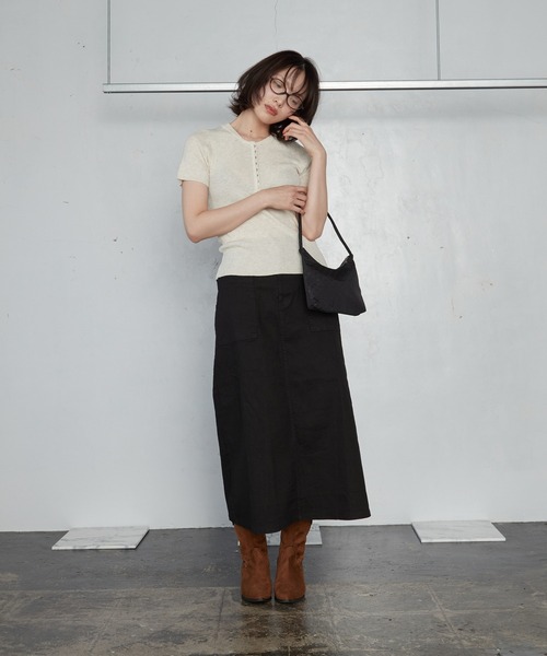OFROOM(オフルーム)の「【2026秋冬新作】Rib Henley Knit Top|リブヘンリーニットトップ(ニット/セーター・レディース・ブラック/ブラウン/アイボリー・FREE)」の7枚目の写真