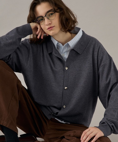 ONCILY（オンシェリー）の「SILVER BUTTON KNIT SHIRT / シルバーボタンニットシャツ（ニット/セーター・メンズ・チャコールグレー/ブラウン/カーキ/ブルー/ボルドー・SMALL/MEDIUM/LARGE）」の2枚目の写真