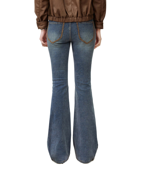 DECET WOMEN（デケット ウーマン）の「[YOONSOAP X DECET WOMAN] Stitch Pocket Low Rise Slim Flared Jeans DCWPT036BLUE（デニムパンツ・レディース・その他・LARGE/MEDIUM/SMALL/X-SMALL）」の5枚目の写真