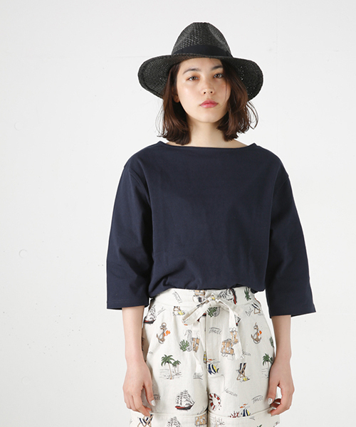 MOUSSY（マウジー）の「COTTON LOOSE BORDER TOPS（Tシャツ/カットソー・レディース・ダークネイビー/ホワイト系その他/ホワイト/ブラウン/ライトブラック・FREE）」の4枚目の写真