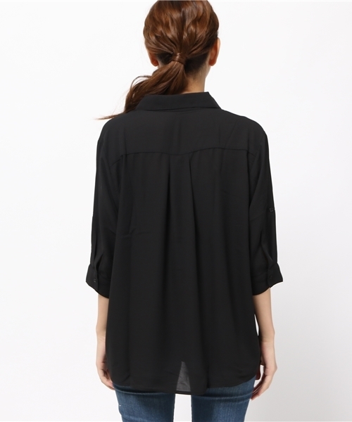 reca(レカ)の「7分袖スキッパーシフォンシャツ(シャツ/ブラウス・レディース・ブラック/カーキ/レッド/オフホワイト・M)」の7枚目の写真