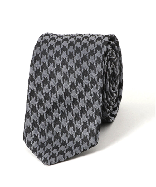 ARCADE（アーケード）の「日本製 モード キレイめ スリム ネクタイ（ネクタイ・メンズ・ブラック系その他2/グレー系その他/ブルー系その他2/ブルー系その他3/ブルー系その他4/ブルー系その他5/ブラック×ホワイト/グレー系その他2/グレー系その他3/ブルー系その他/ブラック系その他/レッド系その他/グレー/ホワイト/ブラック系その他3/ブルー系その他6・FREE）」の8枚目の写真