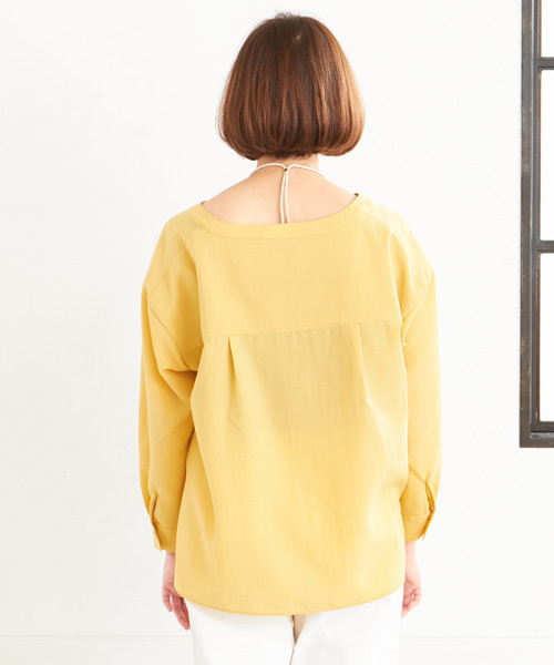 un dix cors（アンディコール）の「デコルテシャツブラウス（シャツ/ブラウス・レディース・ブルー/ホワイト/イエロー・ﾌﾘ-）」の7枚目の写真