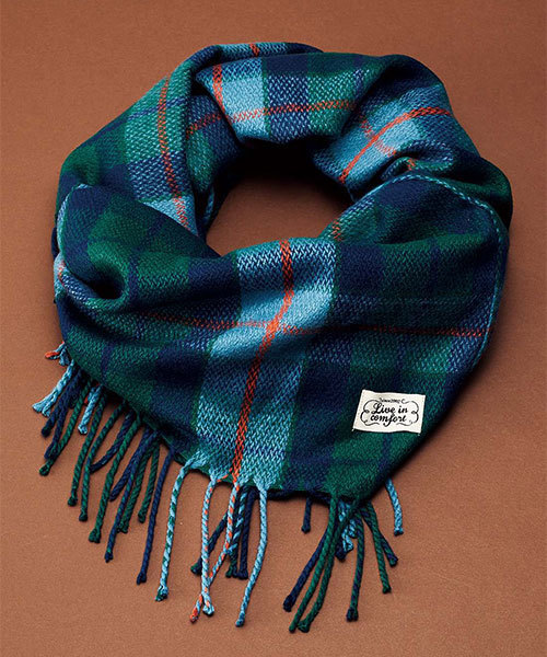 Live in comfort(リブインコンフォート)の「【大人気の10色展開スヌード☆】リブ イン コンフォート くるりと巻くだけ簡単チェックスヌード(ネックウォーマー/スヌード・レディース・ライトブルー/ダークグリーン/レッド/ホワイト×ブルー/ホワイト×ブラック/ブルー系その他/イエロー系その他/オレンジ系その他/グレー×ピンク/グリーン×オレンジ・ONE SIZE)」の1枚目の写真