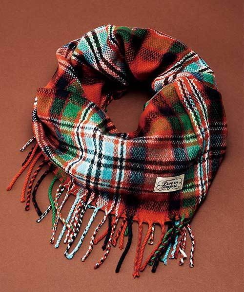 Live in comfort(リブインコンフォート)の「【大人気の10色展開スヌード☆】リブ イン コンフォート くるりと巻くだけ簡単チェックスヌード(ネックウォーマー/スヌード・レディース・ライトブルー/ダークグリーン/レッド/ホワイト×ブルー/ホワイト×ブラック/ブルー系その他/イエロー系その他/オレンジ系その他/グレー×ピンク/グリーン×オレンジ・ONE SIZE)」の22枚目の写真