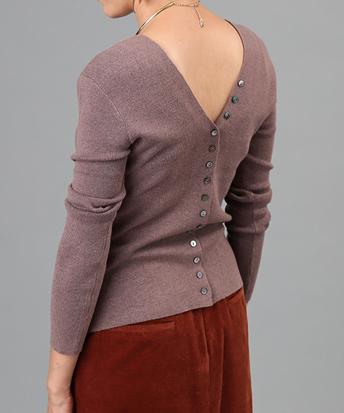 RIVE DROITE（リヴドロワ）の「2way釦付Vネックニット（ニット/セーター・レディース・ブラック/グレー/ベージュ・FREE）」の13枚目の写真