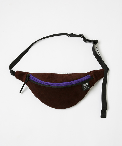20/80（テゥエンティーエイティー）の「【20/80】トゥエンティーエイティー/COW SUEDE  WAIST BAG（ボディバッグ/ウエストポーチ・メンズ・ブラック/ブラウン/ブラック系その他/ライトグレー・FREE）」の4枚目の写真
