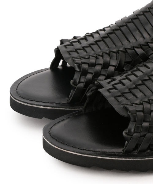 SHIPS JET BLUE（シップスジェットブルー）の「TONALA: レザーメッシュスリッパサンダル（サンダル・メンズ・ブラック/ブラウン・40/41/42/43）」の8枚目の写真