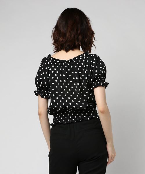 archives(アルシーヴ)の「ドット胸リボン半袖ブラウス(シャツ/ブラウス・レディース・オフホワイト/ブラック・MEDIUM)」の4枚目の写真