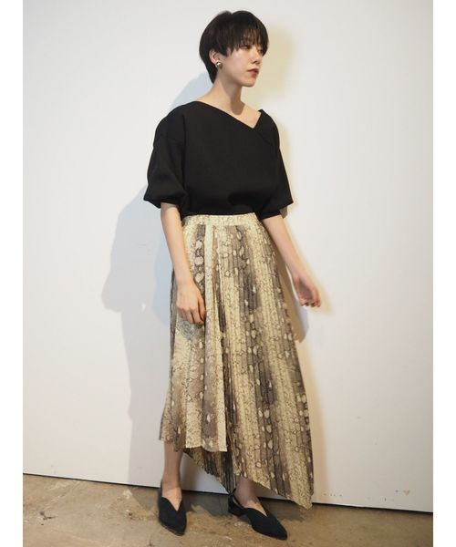 MURUA（ムルーア）の「ポインテッドバブーシュ（サンダル・レディース・ブラック/ダークグリーン/その他1/キャメル・35/36/37）」の9枚目の写真